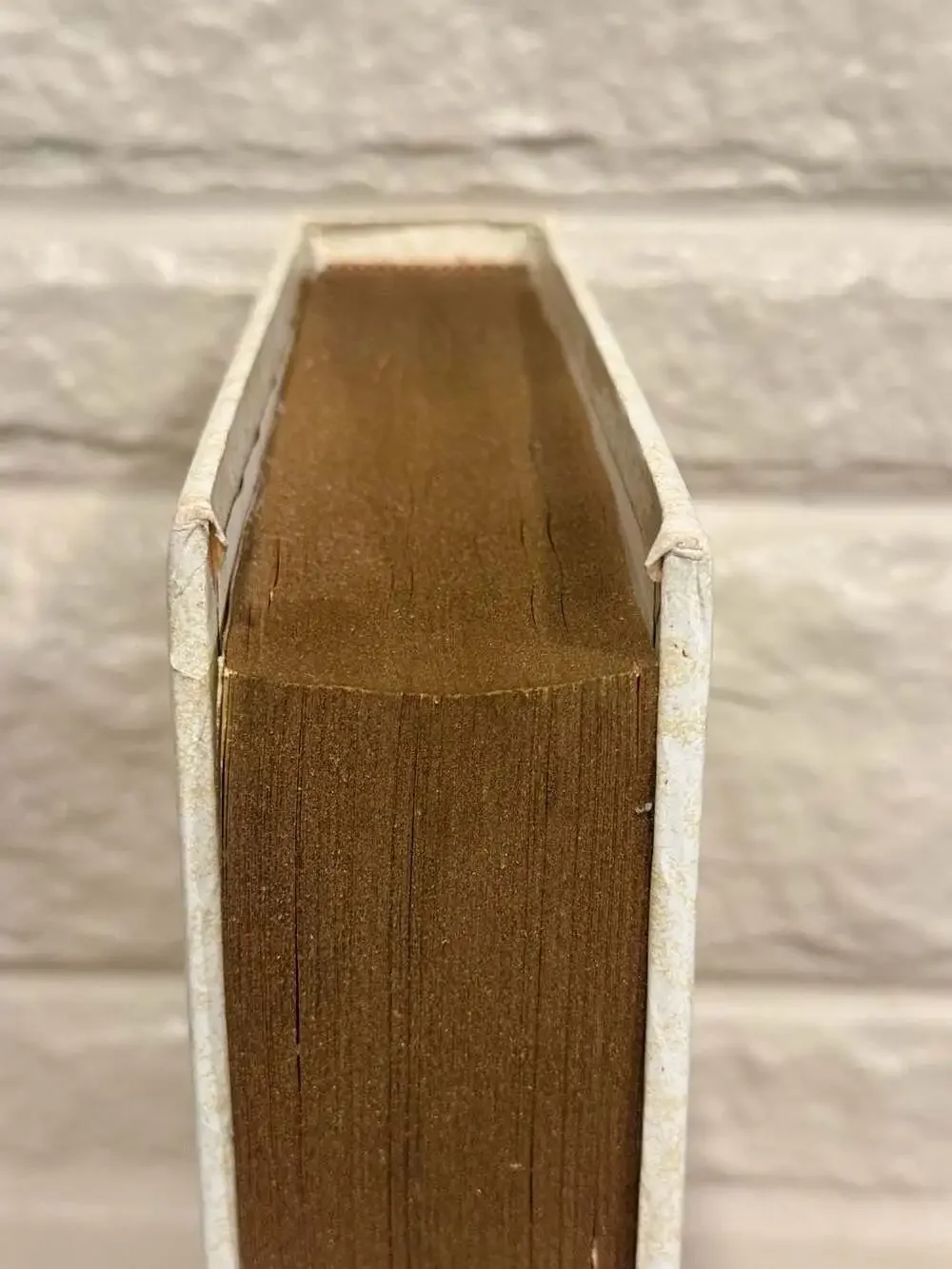 Nelson Regency Holy Bible King James Version Red Letter Edition 702WM